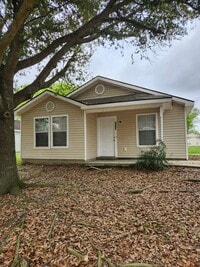 Building Photo - 5315 McClelland Dr