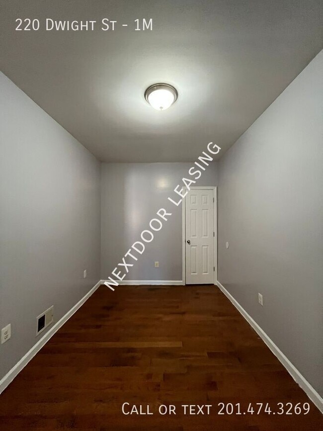 Building Photo - 220 Dwight St