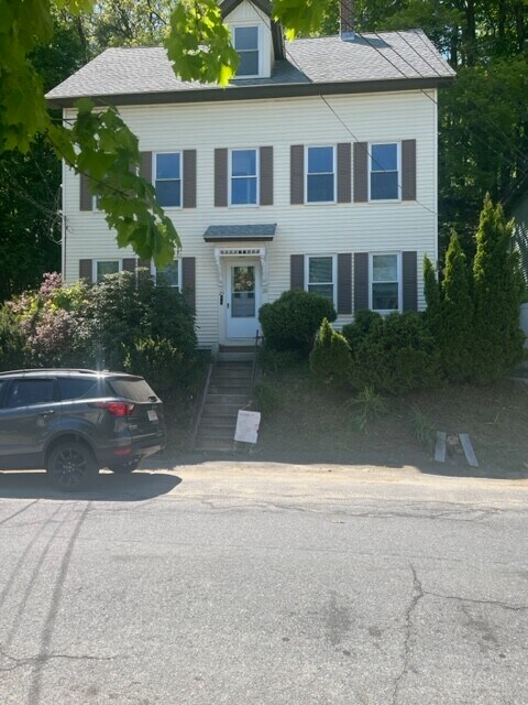 Building Photo - 20 Temple St