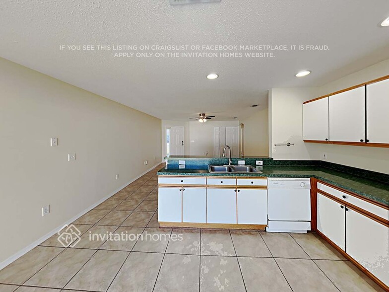 Building Photo - 252 Owenshire Cir