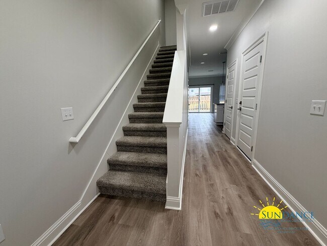 Building Photo - Brand-New 3 Bedroom Townhome in Fort Walton Beach!
