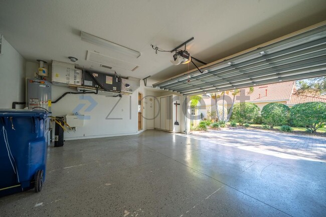 Building Photo - 7243 Brambury Ct