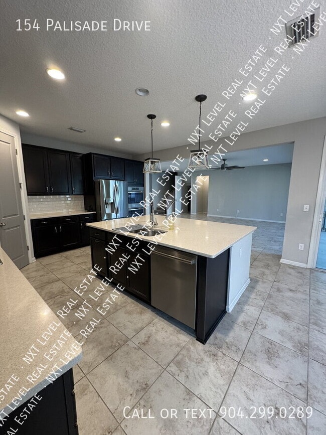 Building Photo - 154 Palisade Dr