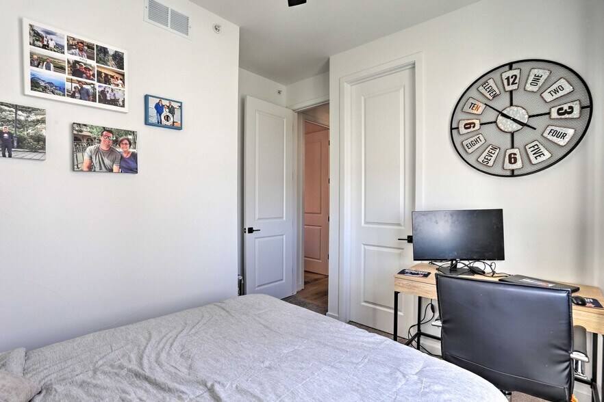 Building Photo - 3101 W 47th Ave