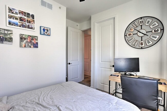 Building Photo - 3101 W 47th Ave