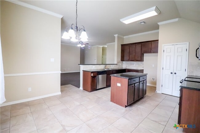 Building Photo - 620 Copper Ridge Loop