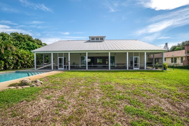 Building Photo - 845 S Tropical Trail