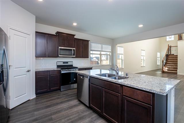 Building Photo - 7500 Continental Dr