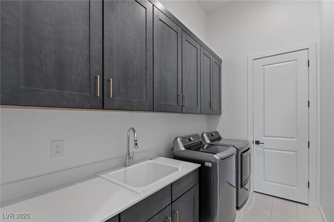 Building Photo - 10927 White Clay Dr