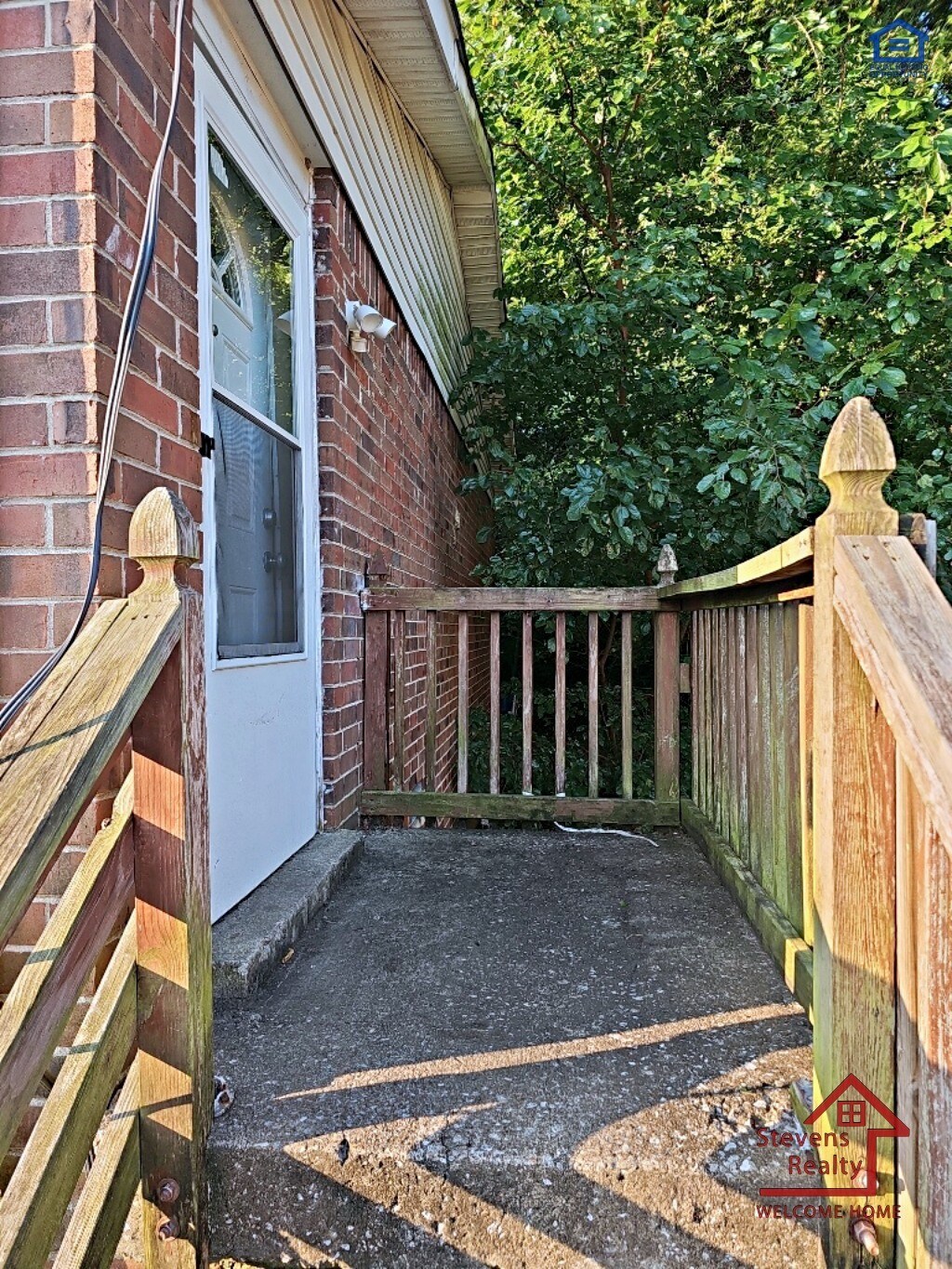 Building Photo - 308 Hawk View Ct