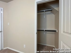 Building Photo - 1713 London Blue