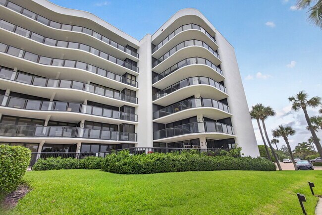 Building Photo - 3440 S Ocean Blvd