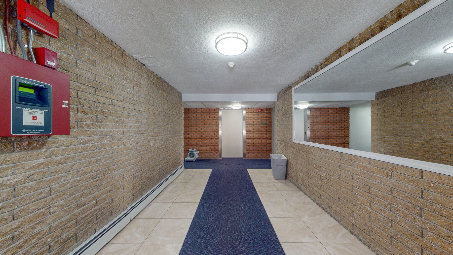 Building Photo - 15 Walbridge St