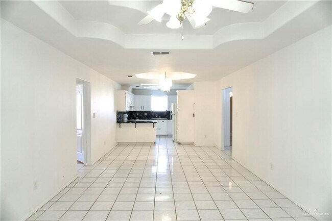 Building Photo - 26 Cedar Ave