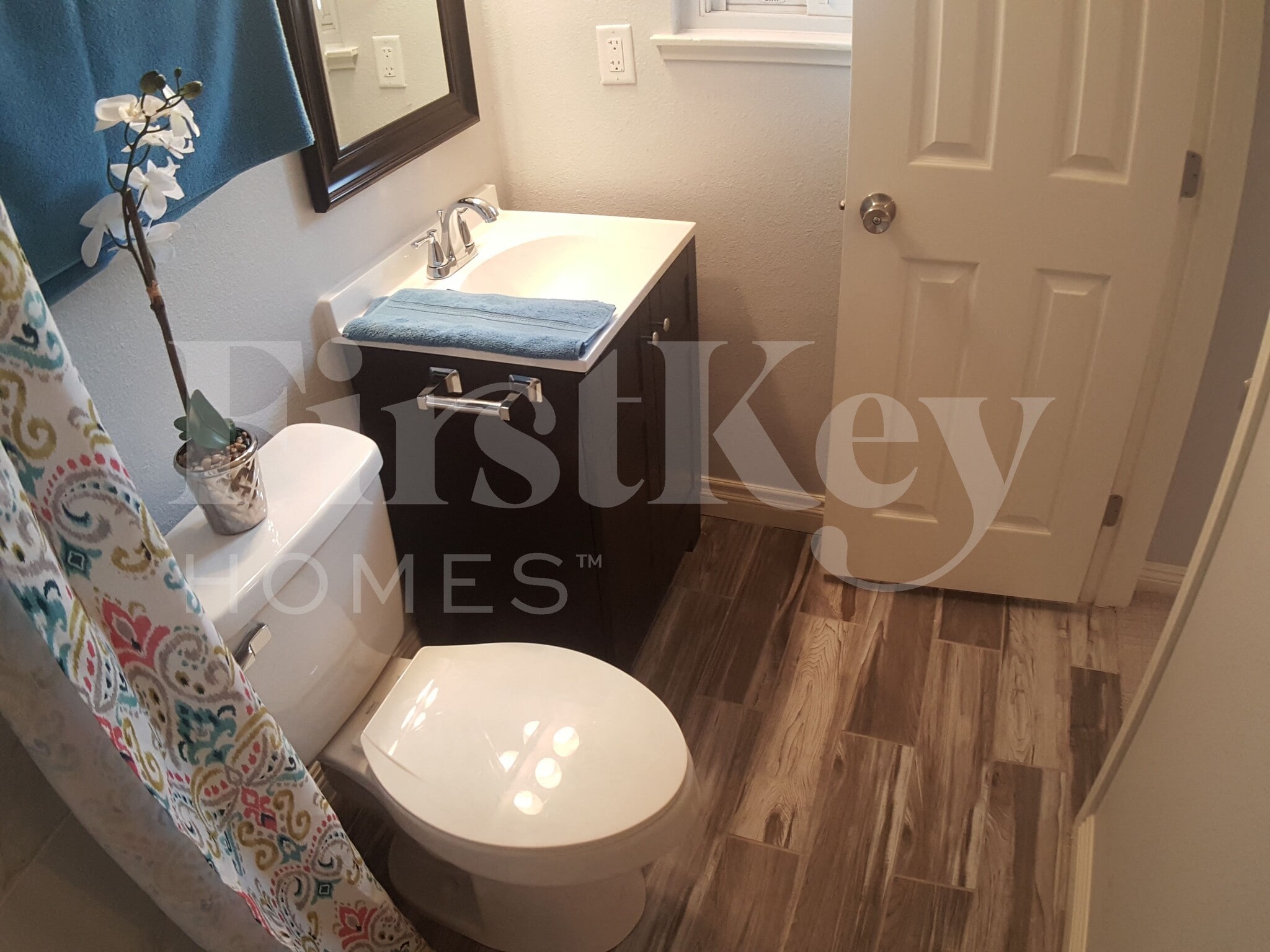 Building Photo - 2012 Bennett St