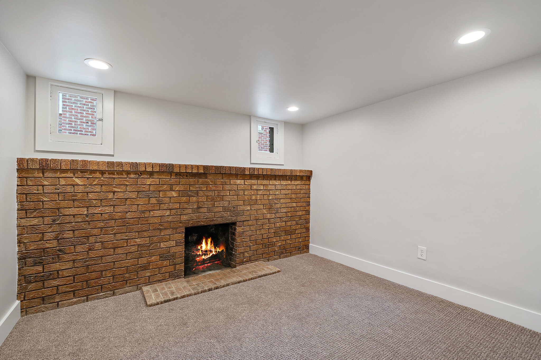 Bedroom/Office - 4451 N Clay St