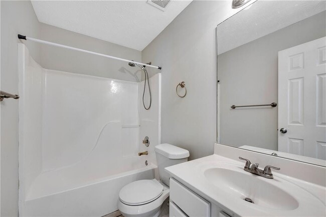 Building Photo - 250 Chardonnay Trace