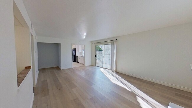 Building Photo - 26 Duane