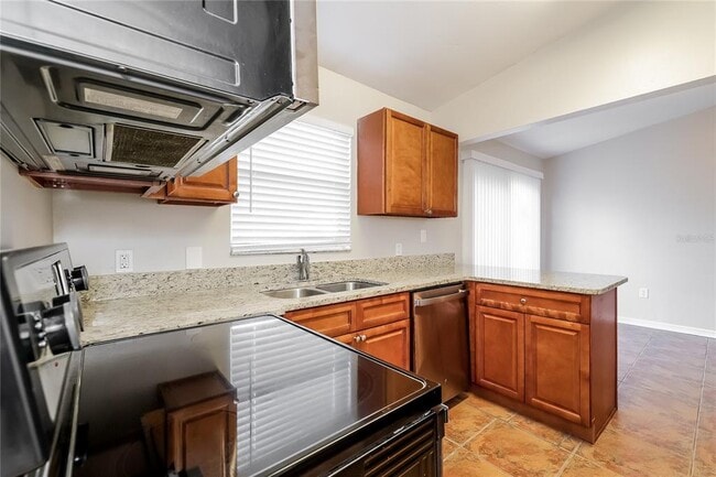 Building Photo - 651 N Delmonte Ct