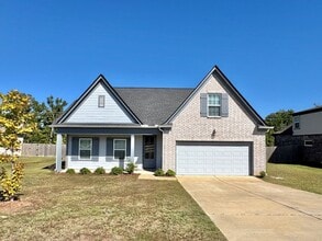 Building Photo - BayouCourt10546