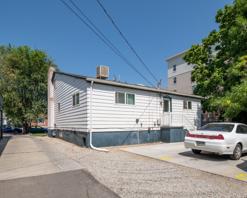 Building Photo - 544 E 600 N