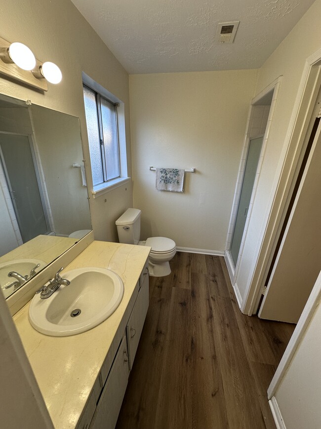 Building Photo - 8419 Bandridge Rd