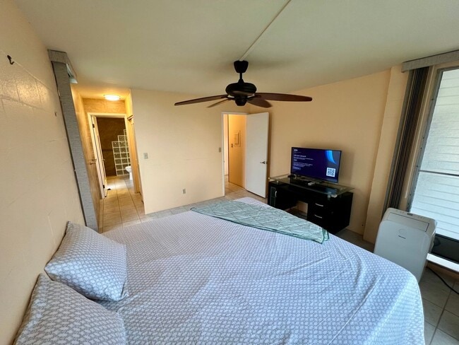 Building Photo - 78-7030 Alii Dr. Unit 104