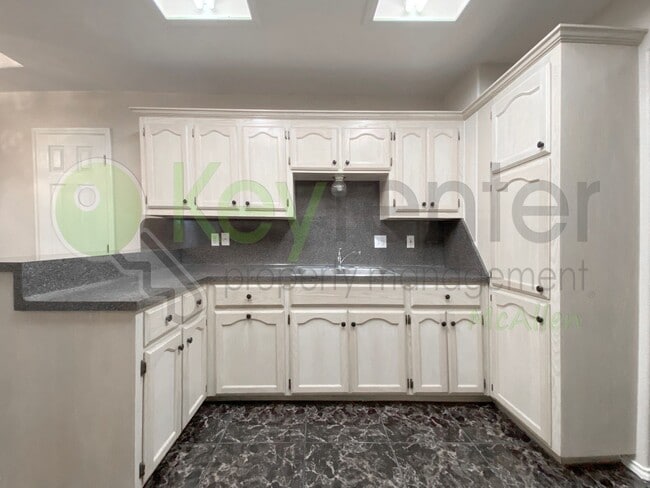 Building Photo - Beautiful 3bed/ 2bath home in Mission, TX