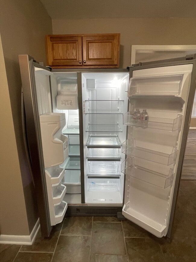 Building Photo - 1101 Lehman Dr