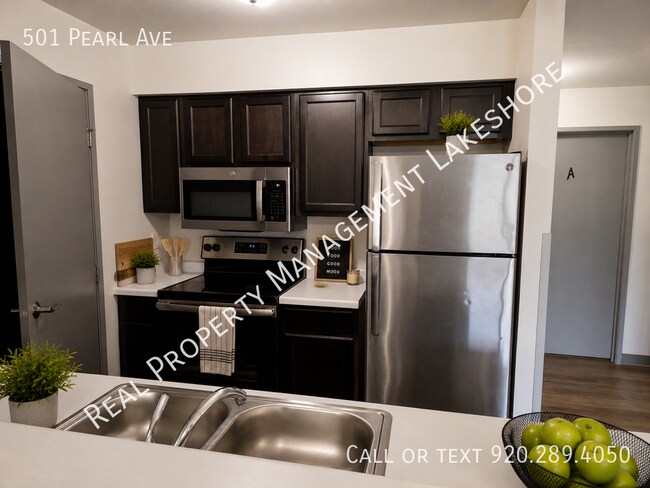 Building Photo - 501 Pearl Ave