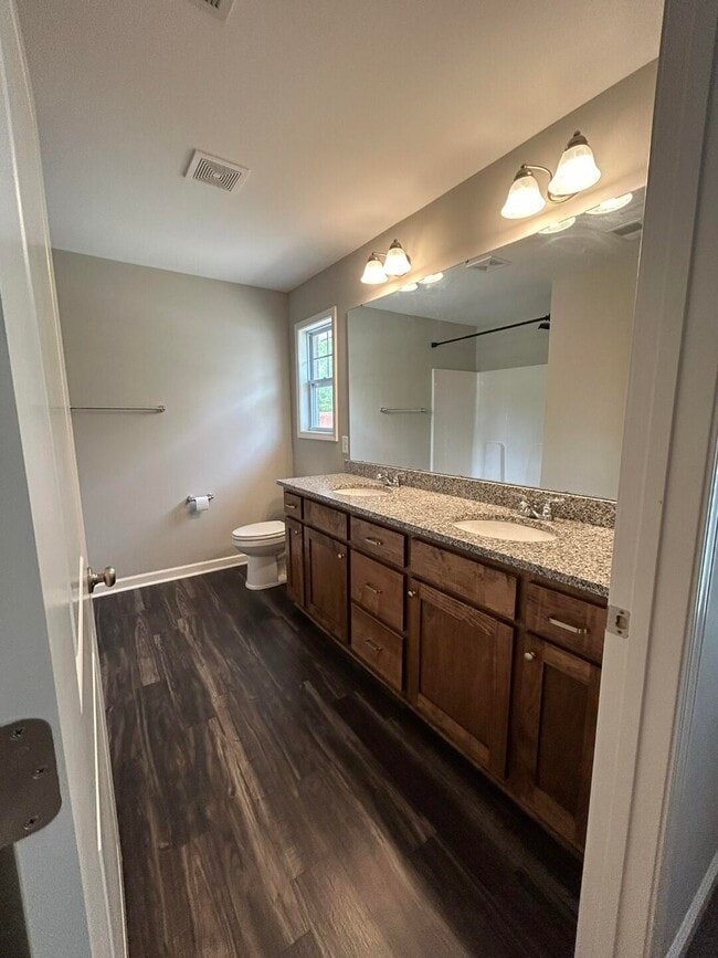 Building Photo - 610 Constitution Dr