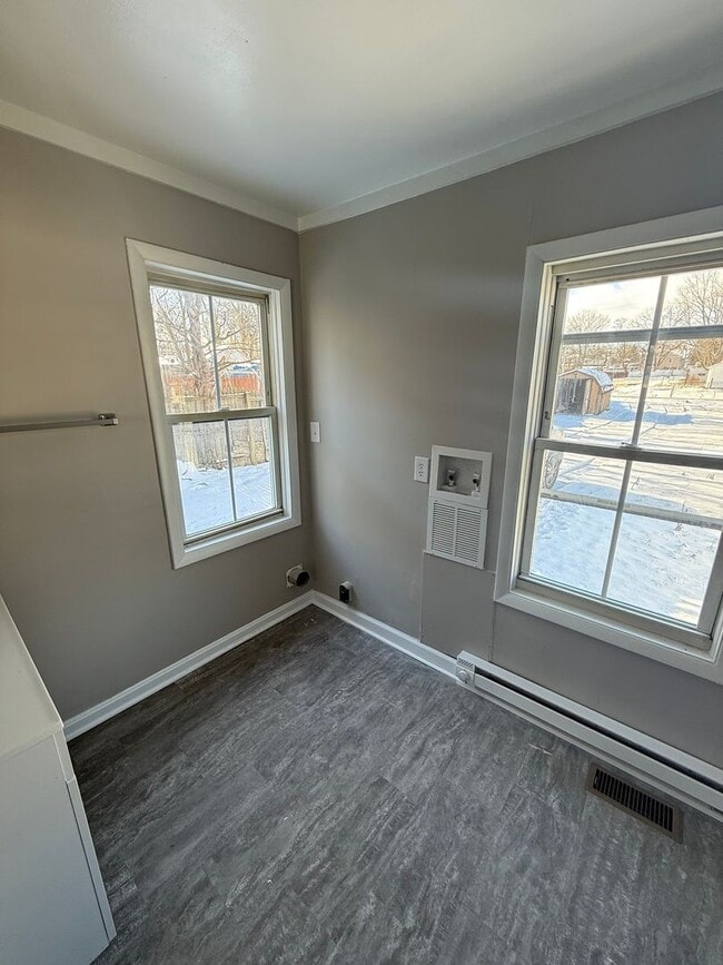 Building Photo - **COMING SOON!** 5 bedroom 2 Full bathroom home in Carlisle PA!