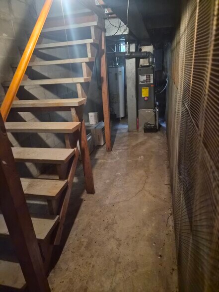 Basement - 1271 Hunter Ave
