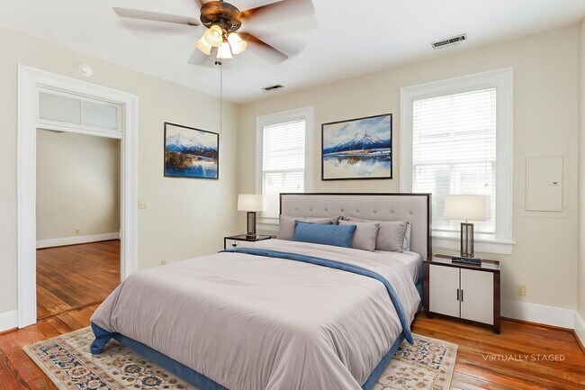 Building Photo - Modern 2-Bedroom Apartment in Historic Maz...