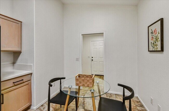 Building Photo - 3247 E Maldonado Dr