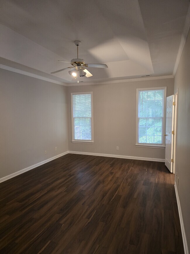 Building Photo - 7803 Harrington Woods Rd