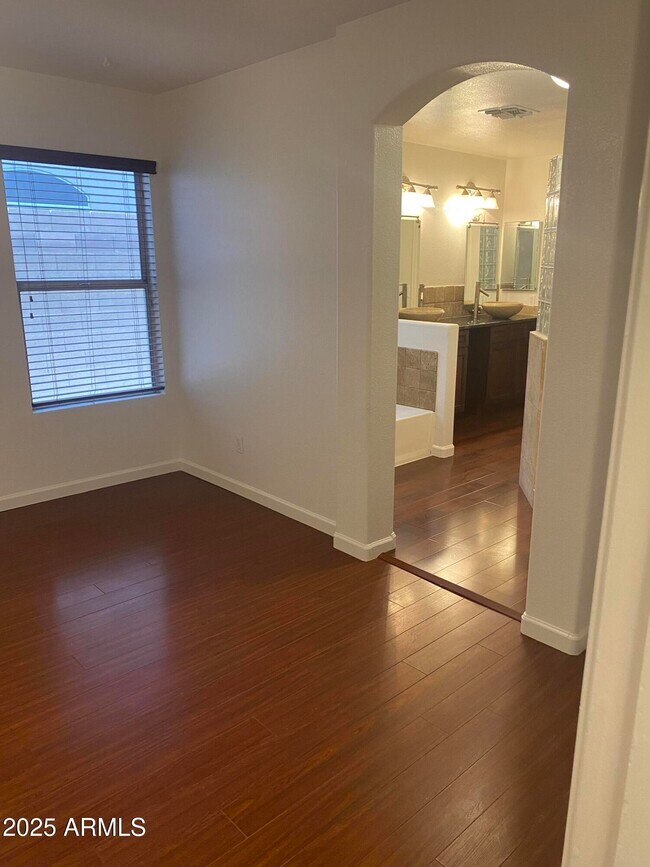 Building Photo - 7374 W Los Gatos Dr