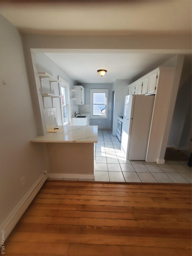 Building Photo - 35 3rd Ave