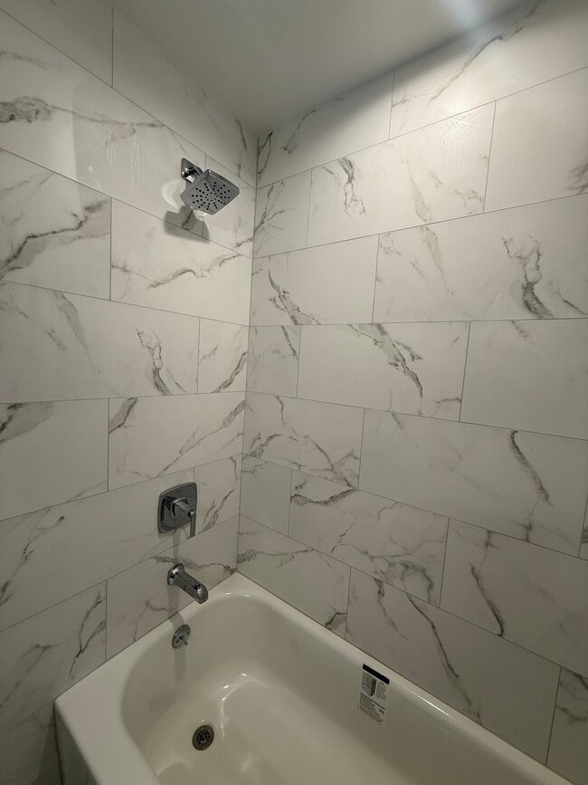 Building Photo - 1173 S Forums Ct