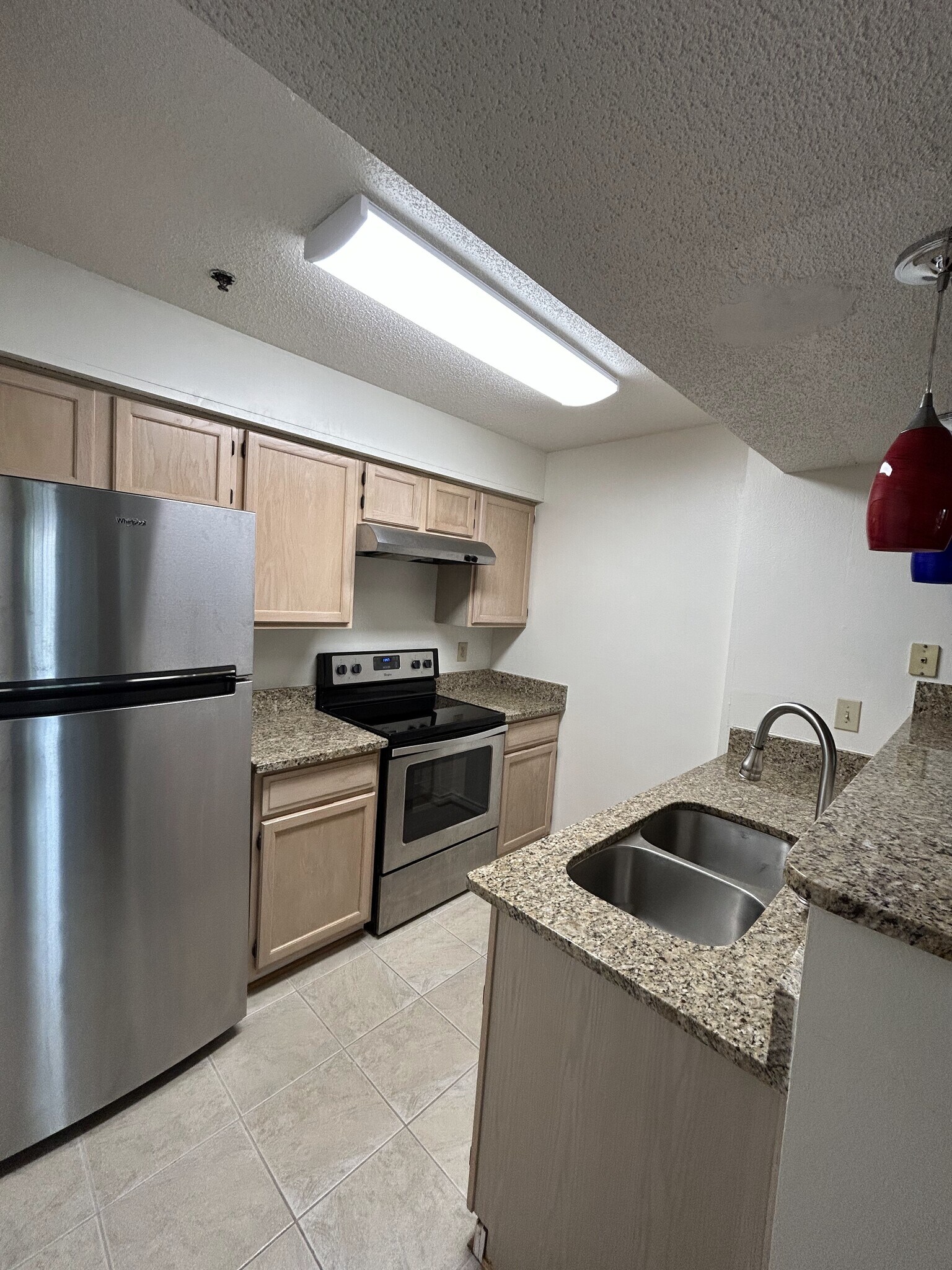 Kitchen - 1524 Lincoln Way