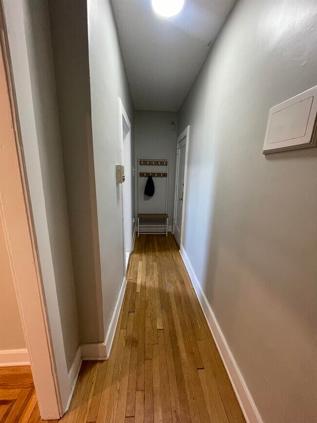 Building Photo - 120-122 W 39th St