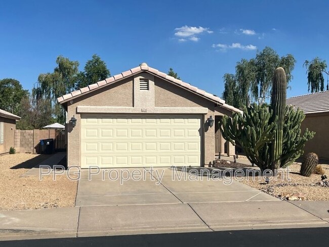 Building Photo - 16749 N 157th Ave