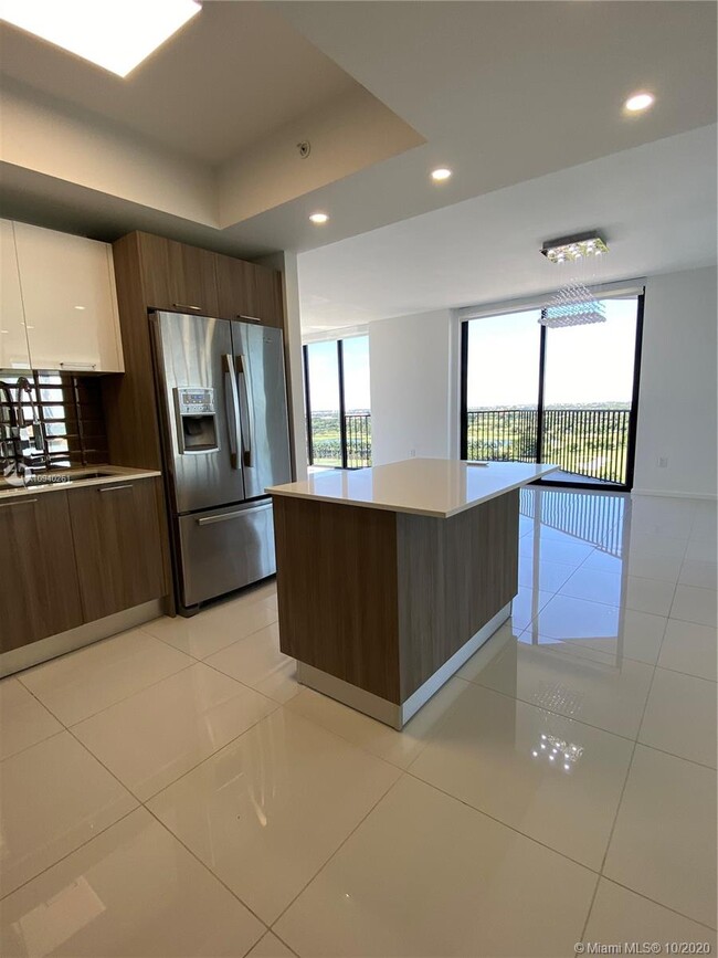 Building Photo - 5300 Paseo Blvd