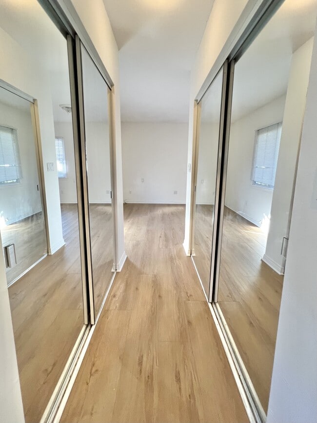 Building Photo - 6165 Blain Pl