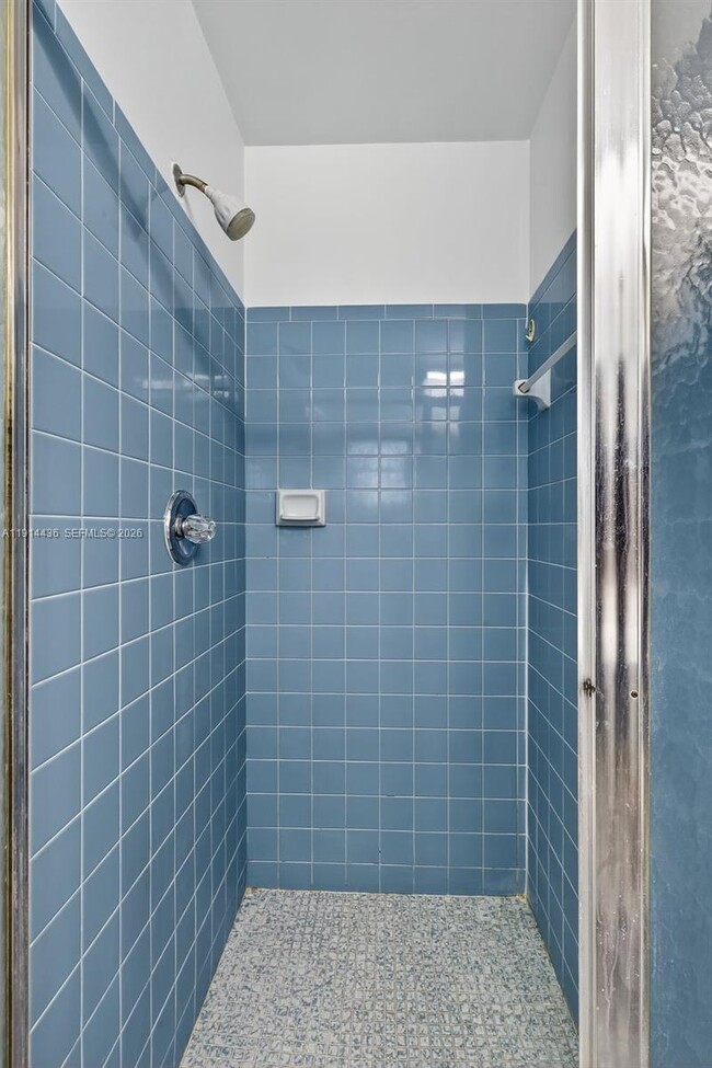 Building Photo - 5331 Belleville Rd