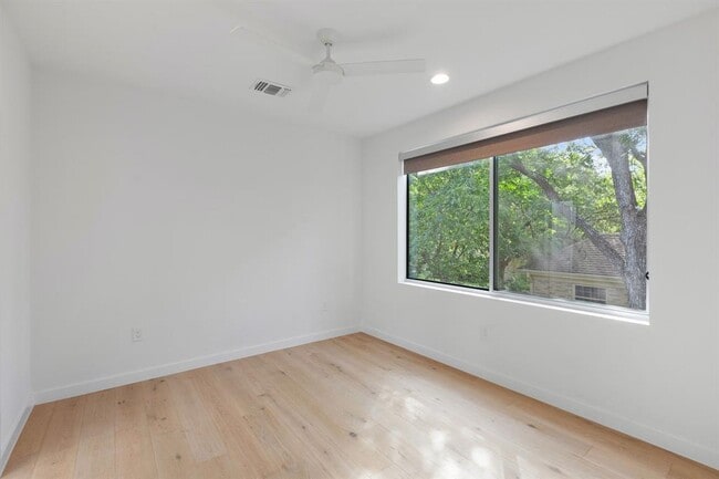 Building Photo - 2312 Enfield Rd