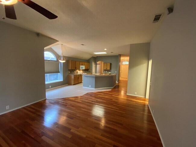 Building Photo - 11442 Blanchard Dr