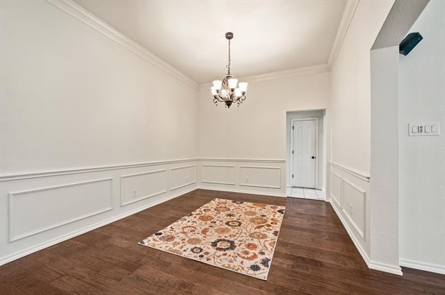 Building Photo - 8625 Shadow Trace Dr