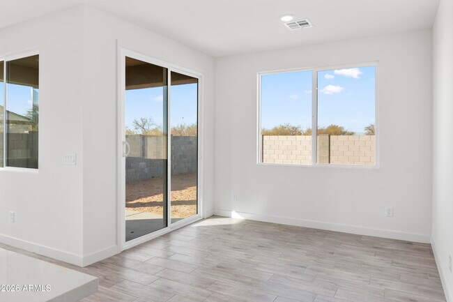 Building Photo - 3430 W Colusa Dr