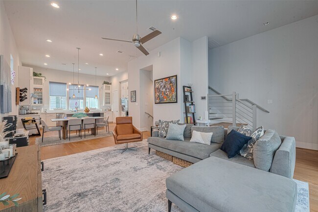 Building Photo - 2608 Rusk St